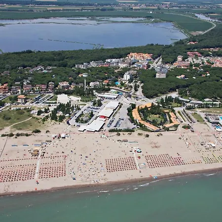 In 25040 Rosolina Mare